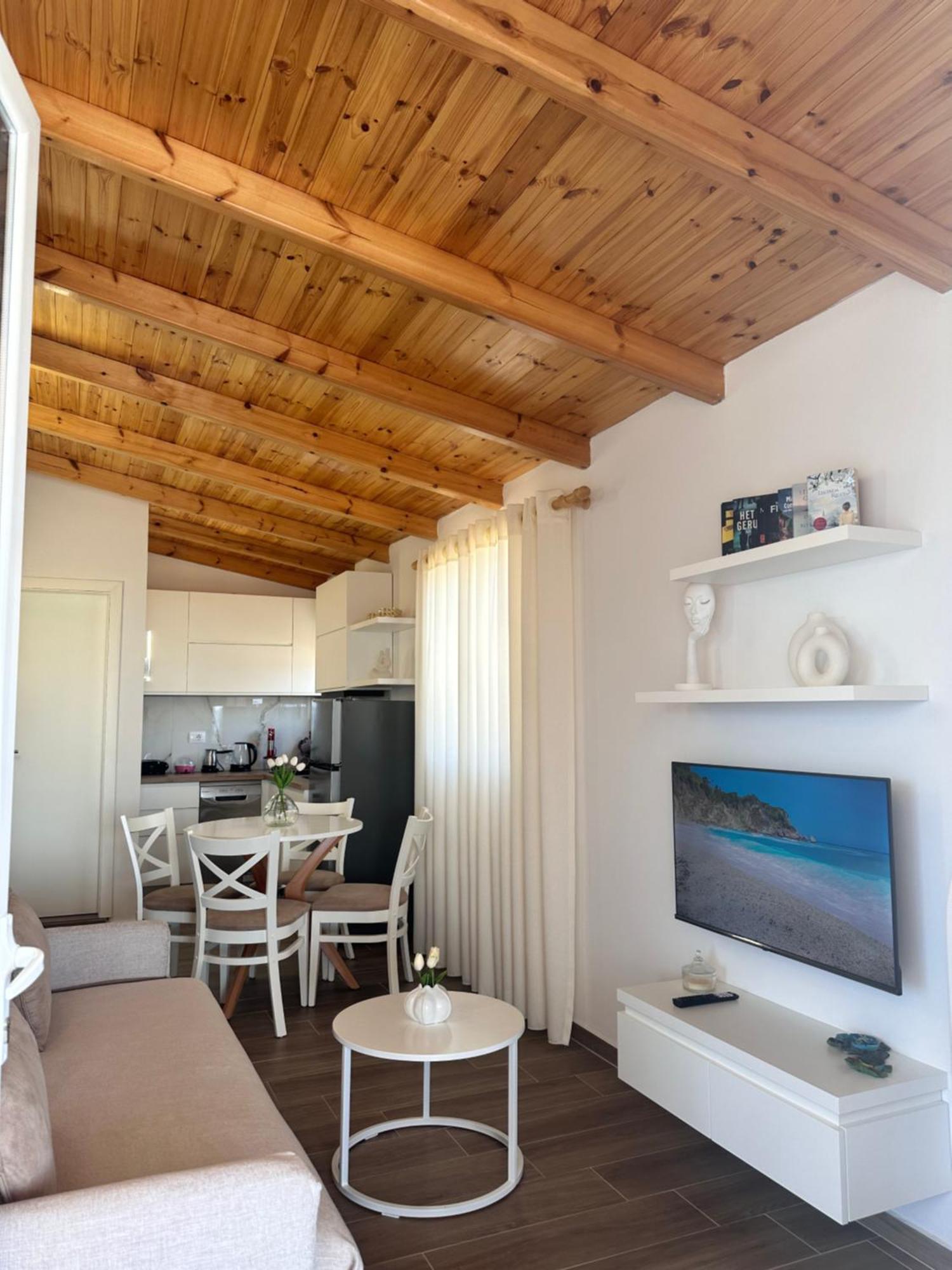 Panoramic Views Of Saranda Apartment Luaran gambar