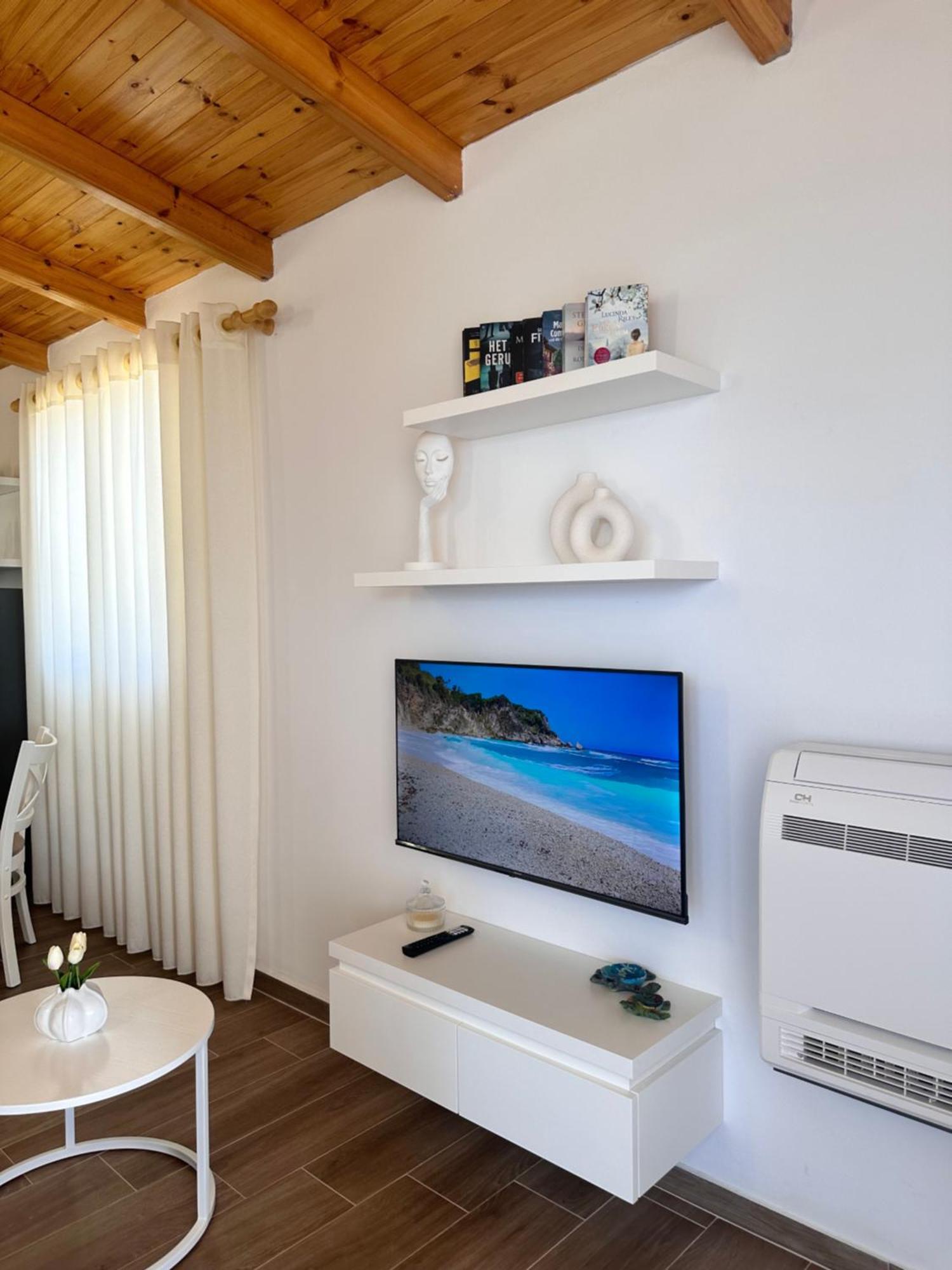Panoramic Views Of Saranda Apartment Luaran gambar